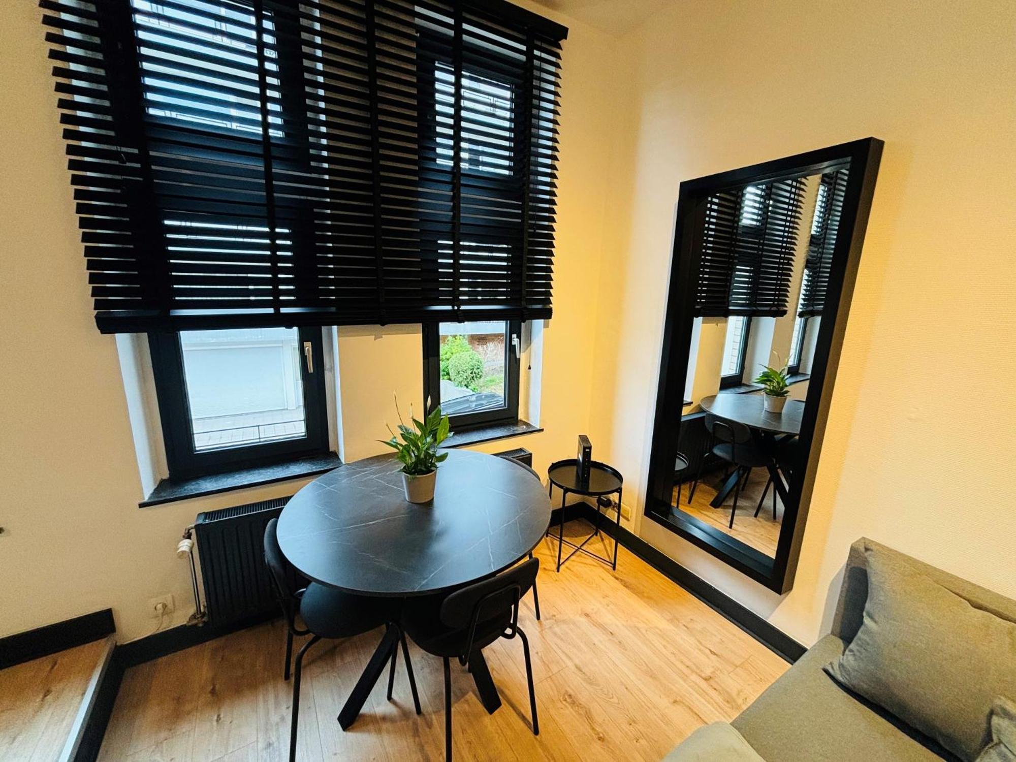 Appartement Cosy Liege Station Экстерьер фото
